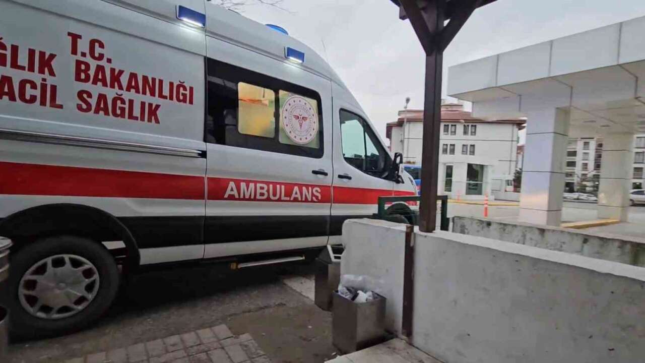 Elektrik Teknikeri 3 Metre Yükseklikten Düştü, Hayatını Kaybetti