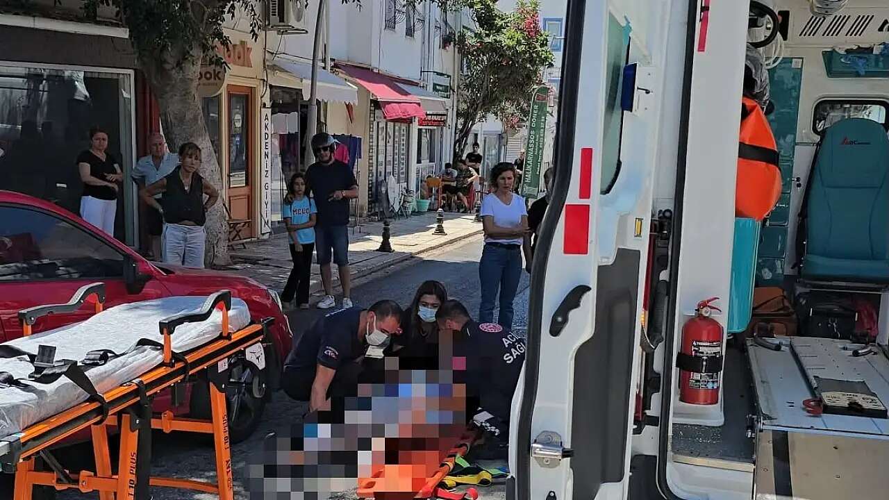 Muğla'da Ani Fren Kazaya Neden Oldu: Motosiklet Sürücüsü Yaralandı
