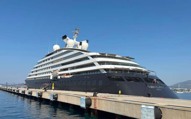 Antarktika'dan Bodrum'a... Dünyanın En Lüks Keşif Gemisi İlk Kez Bodrum Limanı'nda Dünyanın En Lüks Keşif Gemisi Scenic Eclipse