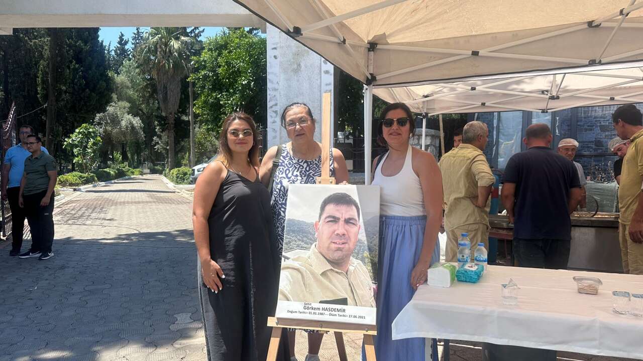 Orman Şehitleri Görkem Hasdemir ve Şahin Akdemir Dualarla Anıldı