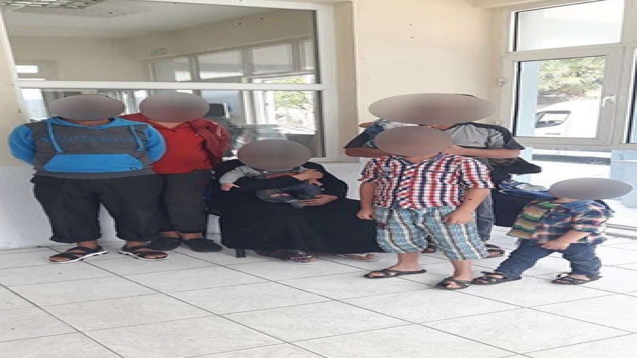 Göçmenler sahte dolaşım belgesiyle yakalandı