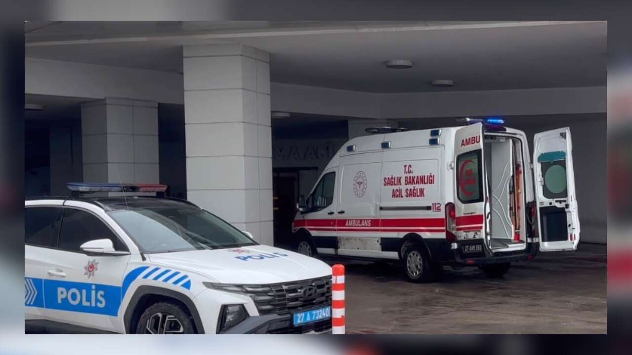 Karne Günü 10. Sınıf Öğrencisi Bıç*klandı