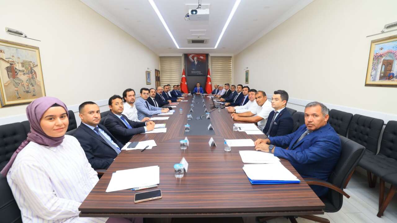 Dalyan Kanalı'nda Elektrikli Tekne Dönüşümü İçin Kritik Toplantı: Hedef Sıfır Emisyon ve Sıfır Kirlilik