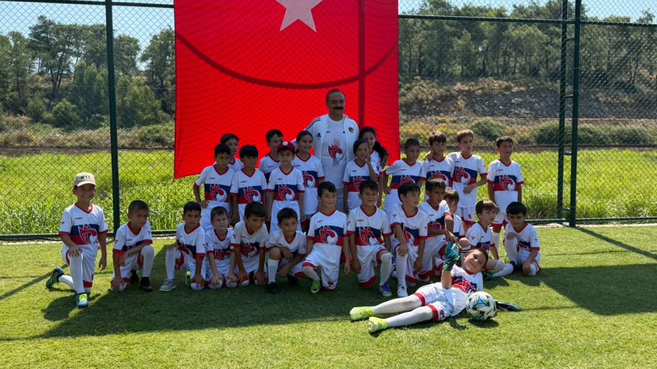Yılmaz Erdoğan’dan Muğla İçin Büyük Proje: “Kız Çocuklarının Hayalleri Yarım Kalmayacak”