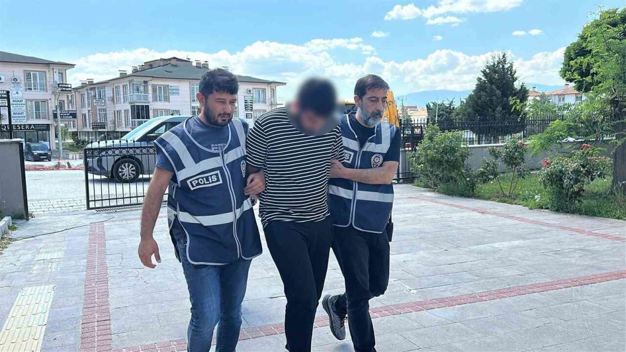 Husumetlisini Önce Darp Etti Ardından Tüf*kle Vurdu Öld*rdü