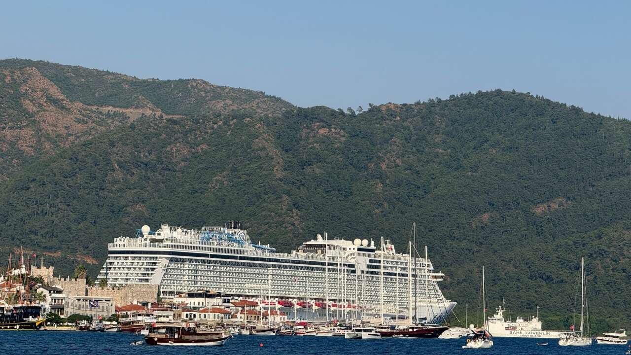 Marmaris'e 3 Günde 3 Dev Kurvaziyer: 12 Bin 200 Turist ve Mürettebat Gelecek