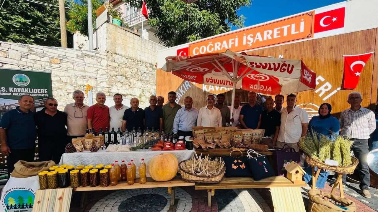 Kavaklıdere'de Bakır ve Yöresel Ürünler Festivali Coşkusu Sürüyor