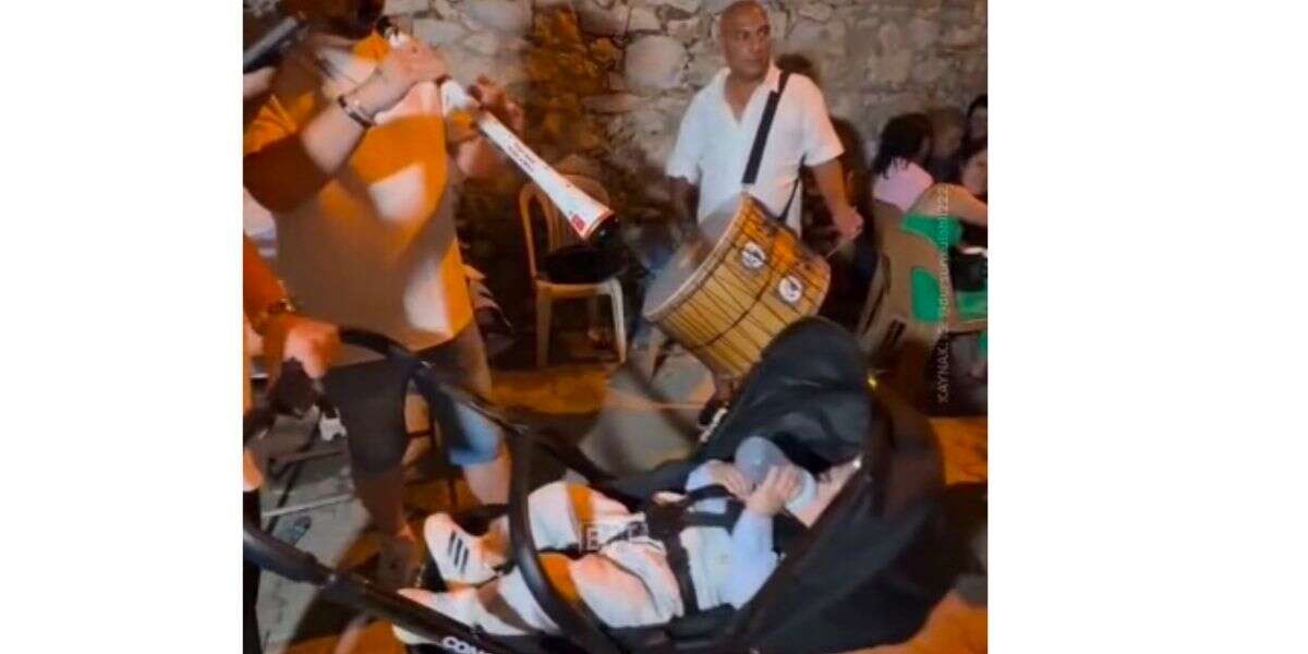 Muğla'da Zurna Mucizesi! Uykusu Gelen Bebek Dakikalar İçinde Uyudu