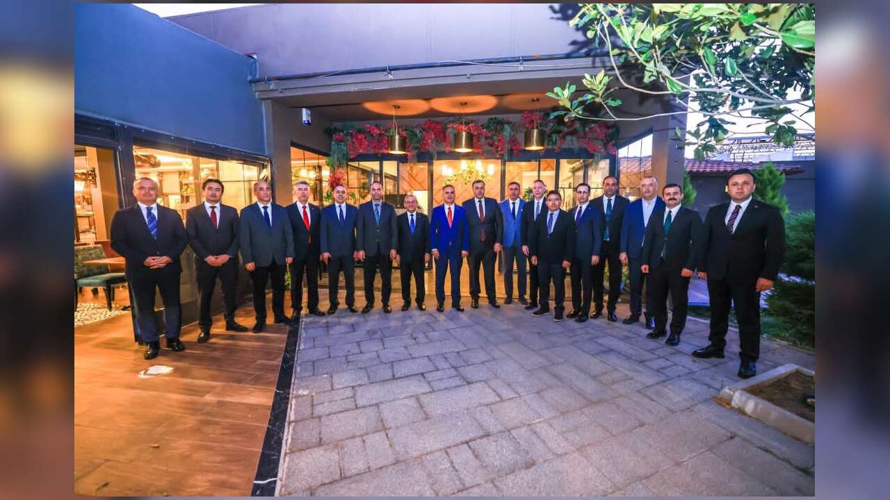 Muğla'da Görev Yeri Değişen Vali Yardımcıları ve Kaymakamlara Veda Yemeği