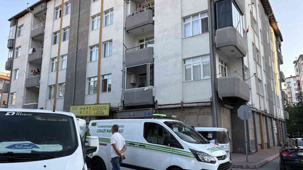51 Yaşındaki Şahıs Evinde Yaşamına Son Verdi