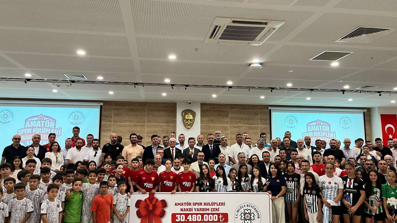 Muğla Büyükşehir Belediyesi'nden Amatör Spor Kulüplerine 30 Milyon 480 Bin TL Nakdi Destek