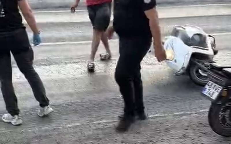 Milas'ta Yola Dökülen Yağ Kazalara Neden Oldu, Peş Peşe Motosiklet Kazaları Kamerada