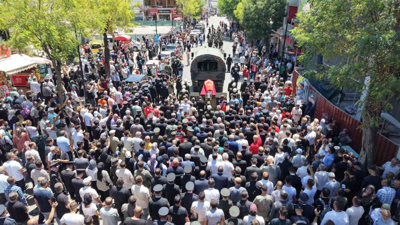 Tedavi Gördüğü Hastanede Şehit Olan Abdurrahman Hilal Memleketinde Uğurlandı