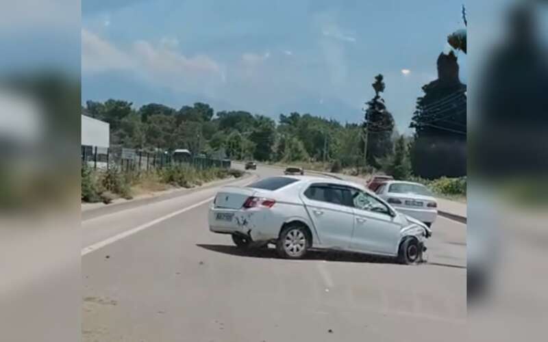 Muğla’da Trafik Kazası: Kontrolden Çıkan Otomobil Savruldu