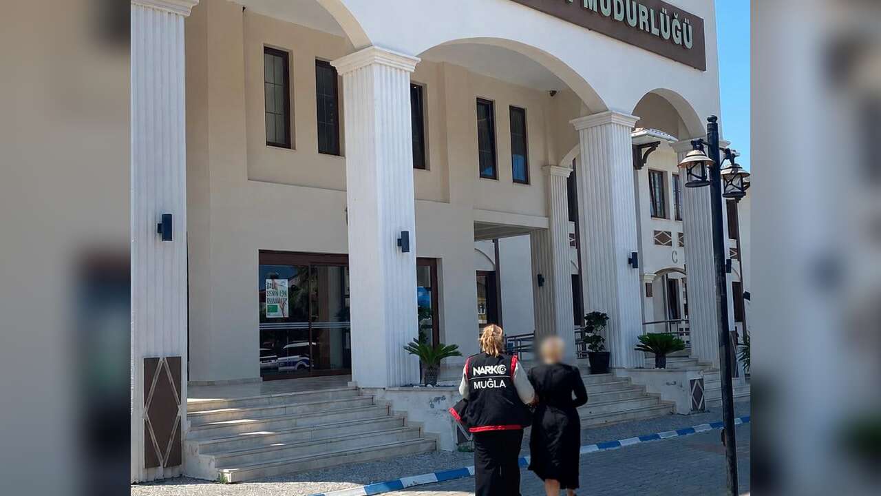 Muğla'da 18 Yıl 9 Ay Hapis Cezası Bulunan Uyuşturucu Hükümlüsü Yakalandı