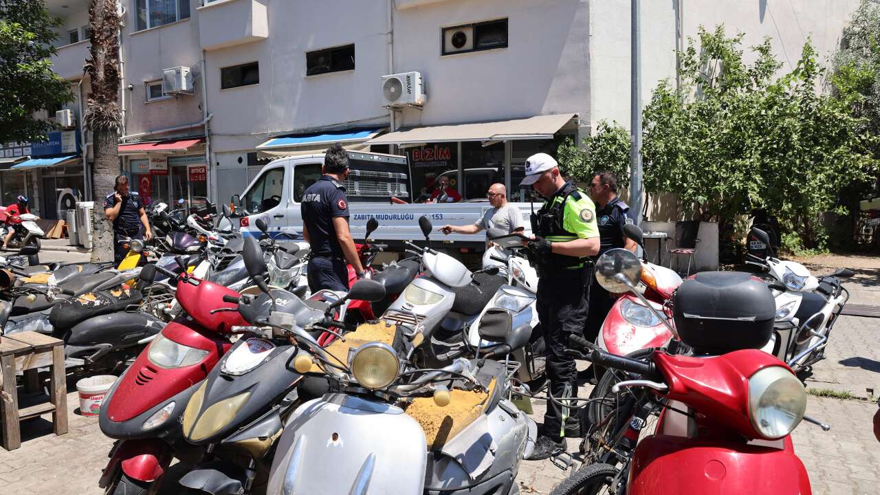 Marmaris'te Hurda Araç ve Atıl Malzemelere Geçit Yok
