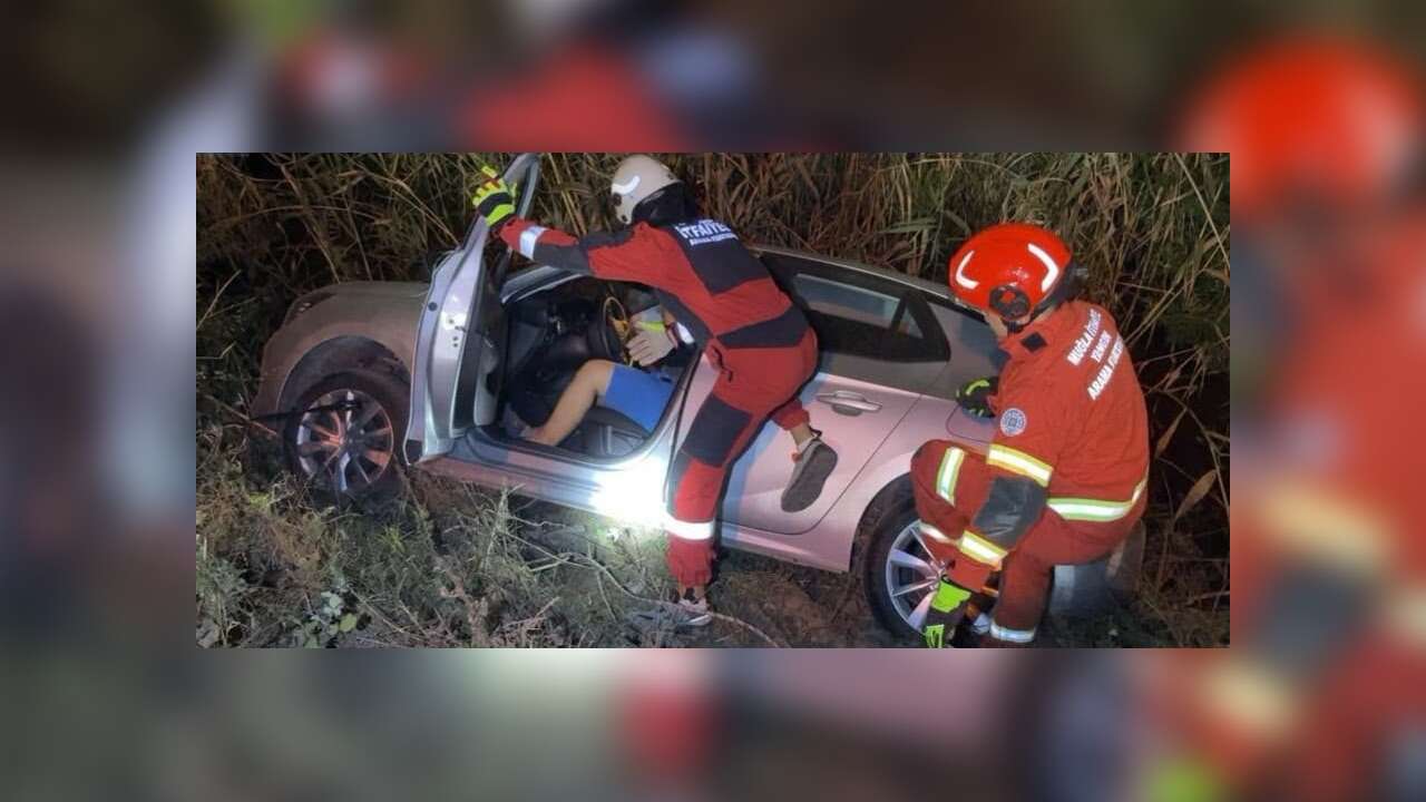 Muğla'da Otomobil Kanala Uçtu: Araçta Sıkışan Vatandaş Kurtarıldı