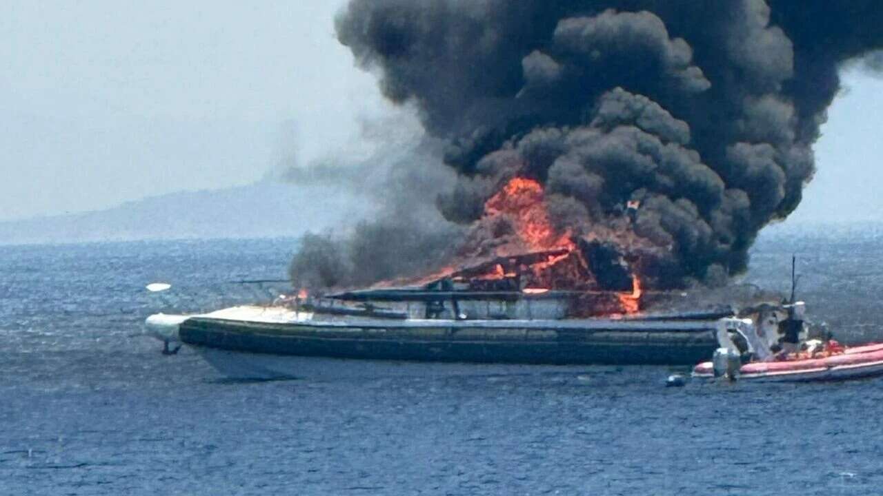 Süper Yat YAZZ Hayat Kurtardı! Ege Denizi'nde Faciayı Önleyen Kahraman Müdahale