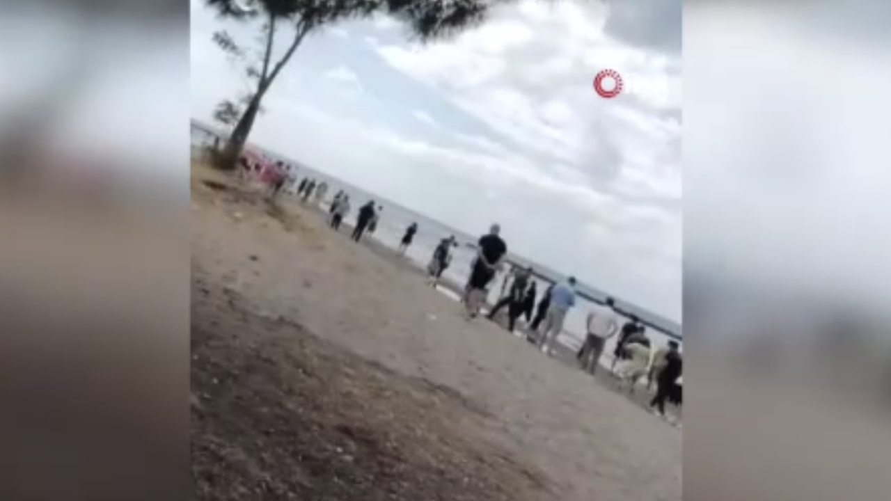 Valiliğin Uyarısına Rağmen Denize Girdiler, 1 Kişi Öldü, 2 Kişi Hastanelik Oldu