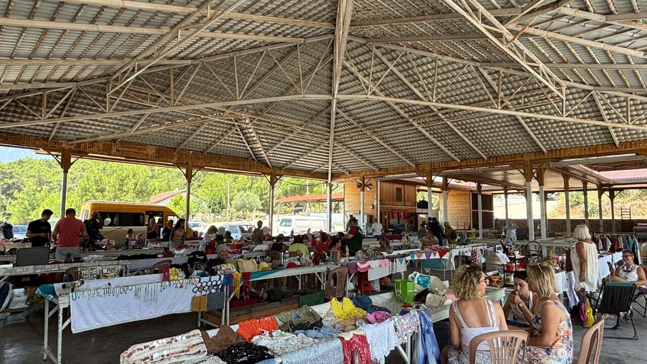 Akyaka'da Dayanışma Pazarı Engelli Bireylere Umut Oluyor