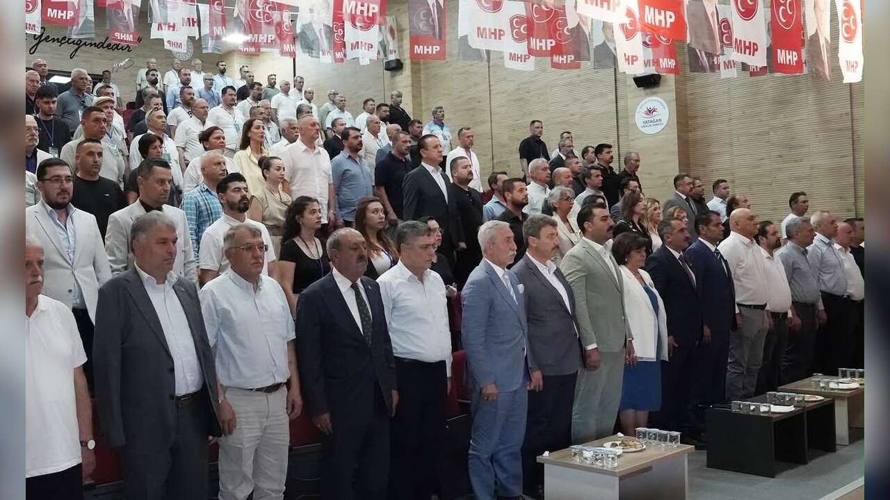 MHP Yatağan’da Kongre Tamamlandı: Osman Bulut Güven Tazeledi
