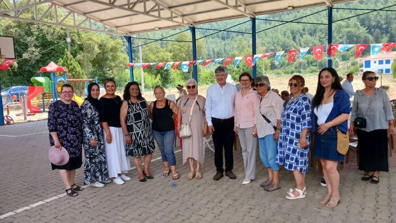 İYİ Parti Ula İlçe Başkanlığı'ndan Aşure Hayrı