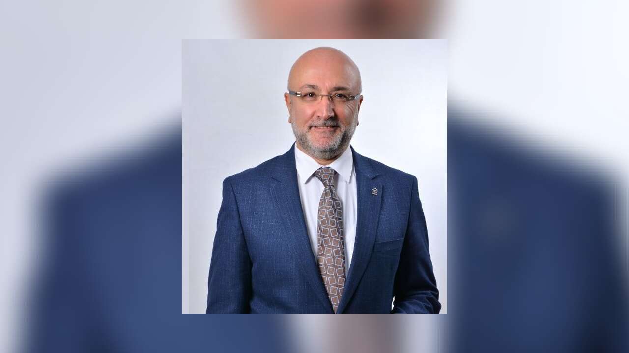 AK Parti İl Başkanı Görevinden Ayrıldığını Duyurdu