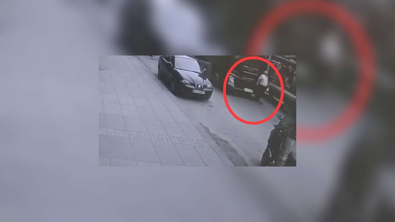 Tırın Altında Kalan Adam Hayatını Kaybetti