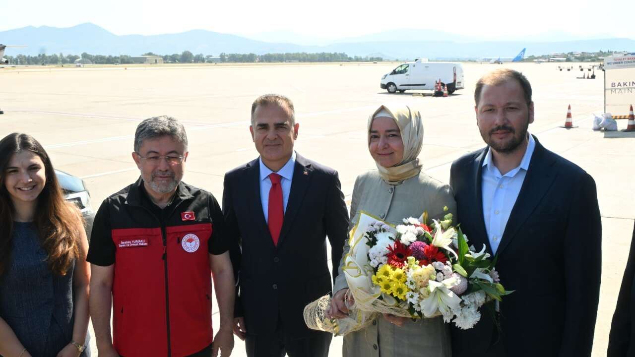 Tarım ve Orman Bakanı İbrahim Yumaklı Muğla'da, Milas-Bodrum Havalimanı'nda Resmi Karşılama