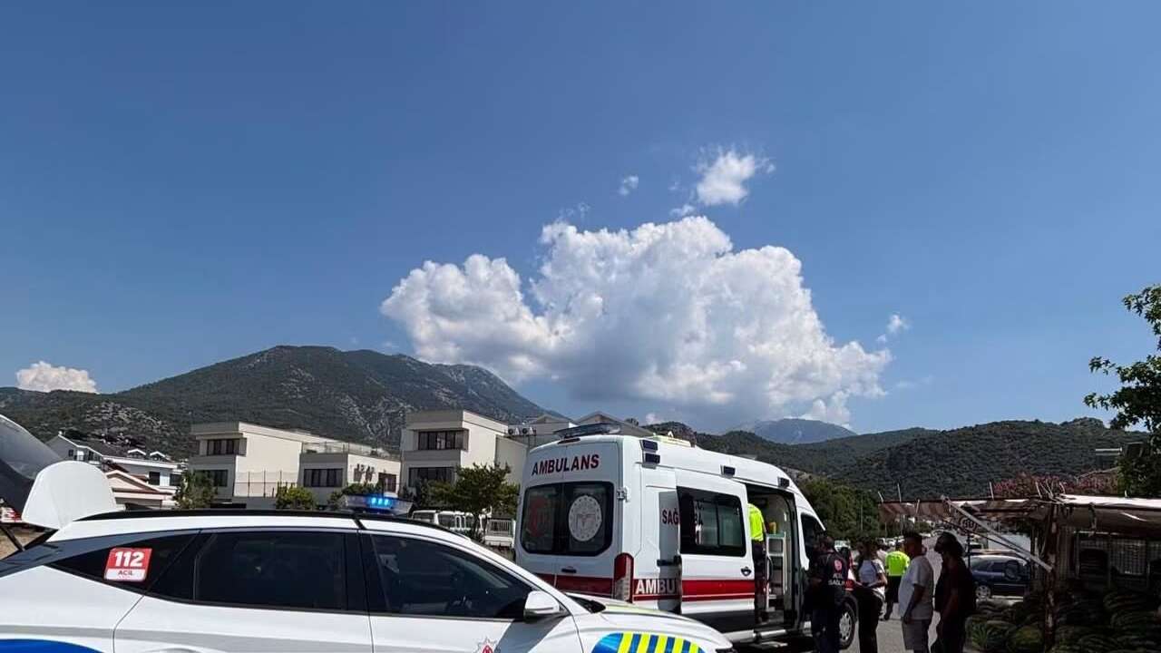 Muğla Sanayi Köprüsü’nde Motosiklet Kazası: İki Yaralı