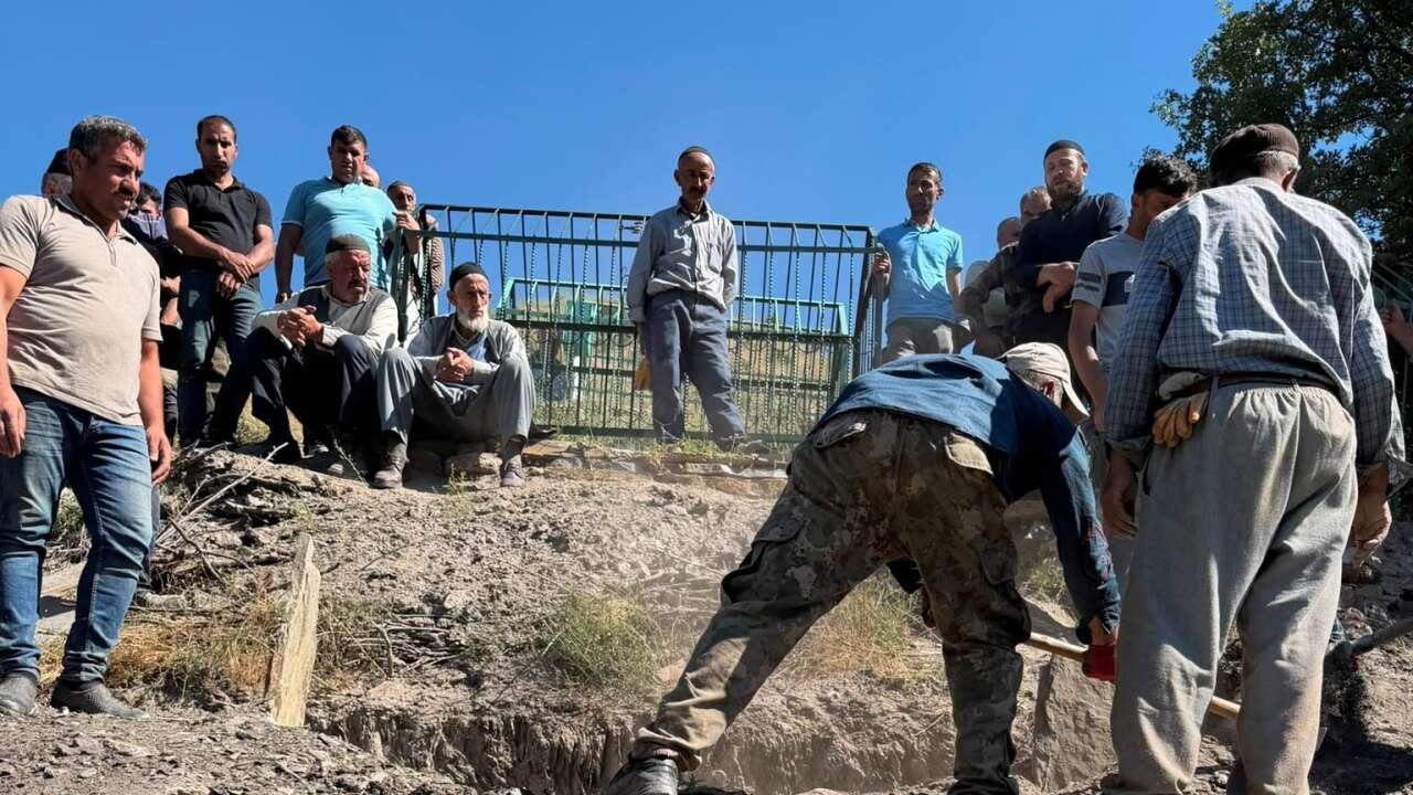 Eşini Tabancayla Vurarak Öldüren Şahıs Tutuklandı