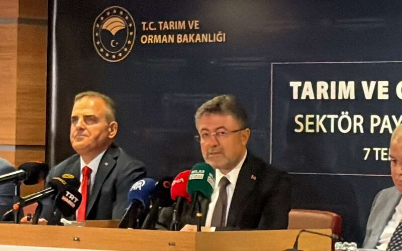 Muğla’da Sektör Paydaşlarıyla Buluşan Bakan Yumaklı: “Muğla Üretirse Türkiye Güçlenir”