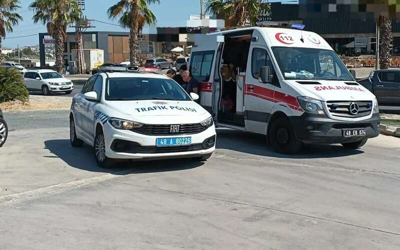 Muğla'da Dönüş Yapan Otomobille Motosiklet Çarpıştı: 1 Yaralı