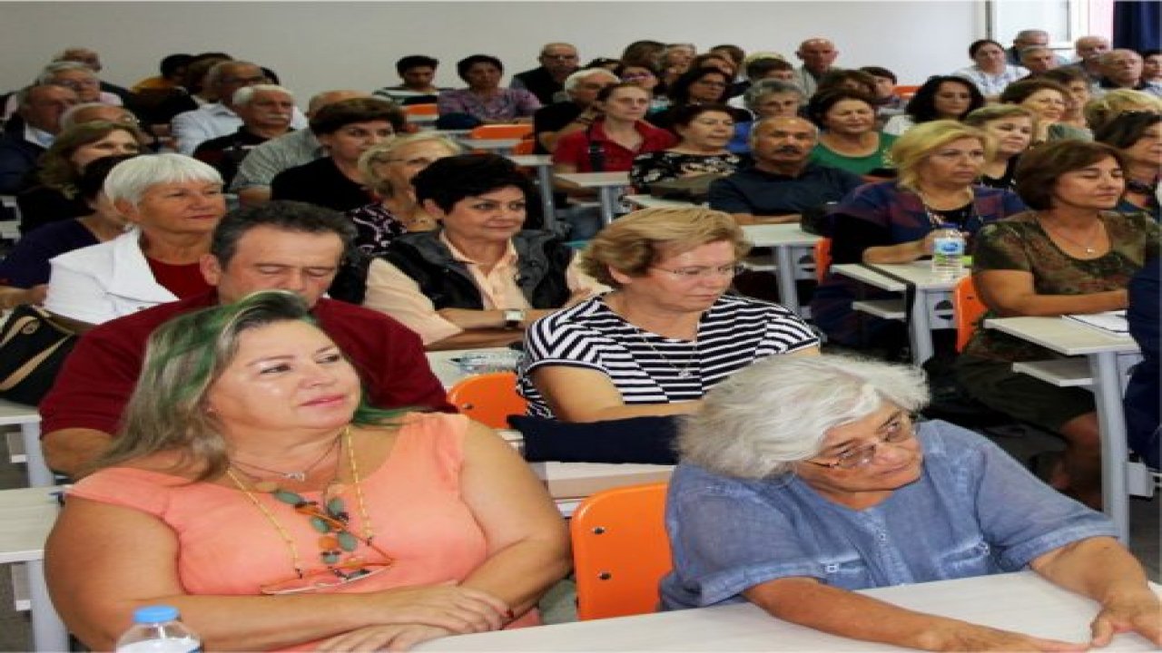 Üniversite hayallerini  gerçekleştiriyorlar