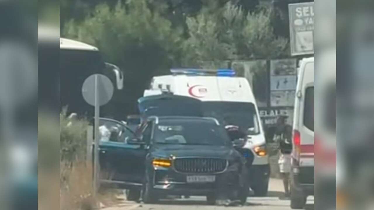 Muğla’da Tatil Yolunda Korkutan Çarpışma: 4 Kişi Yaralandı