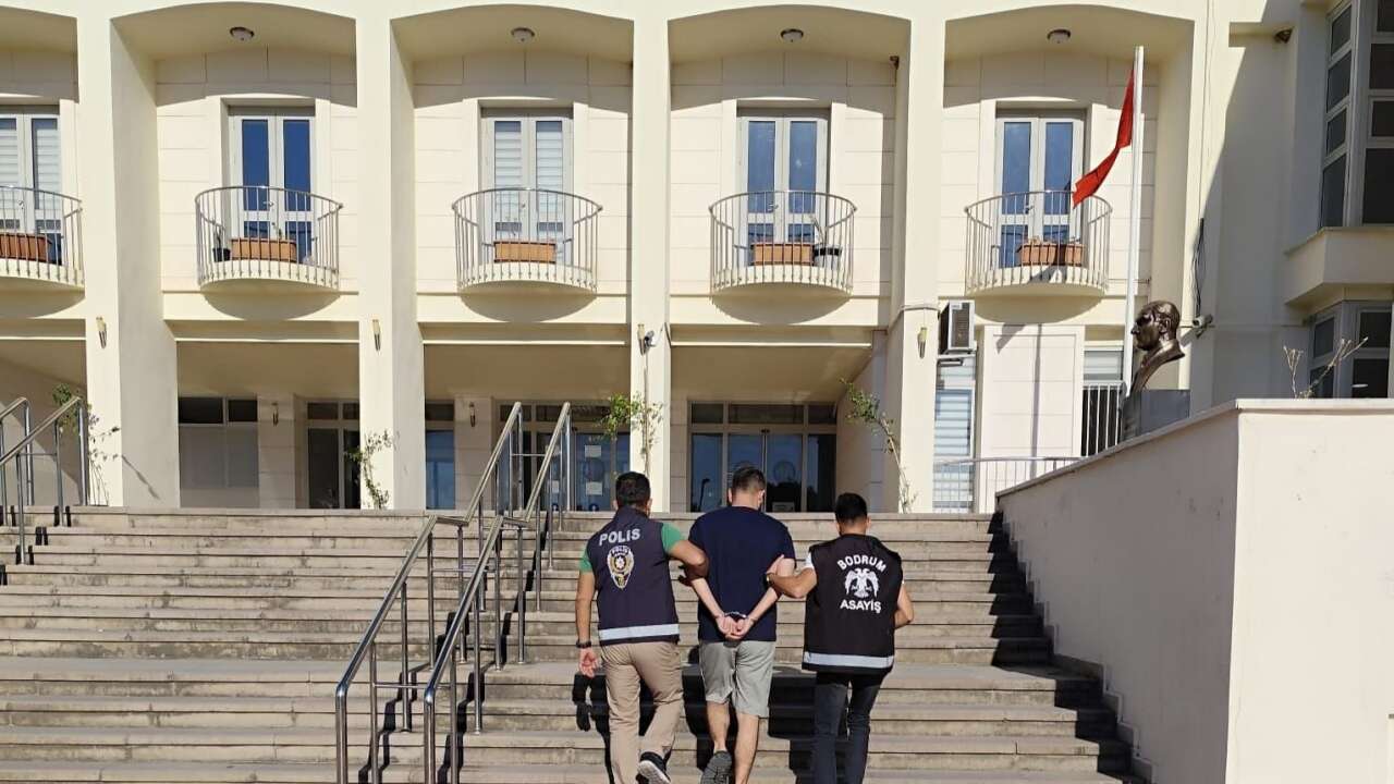 44 Ayrı Dosyadan Aranan Hükümlü Bodrum’da Yakalandı