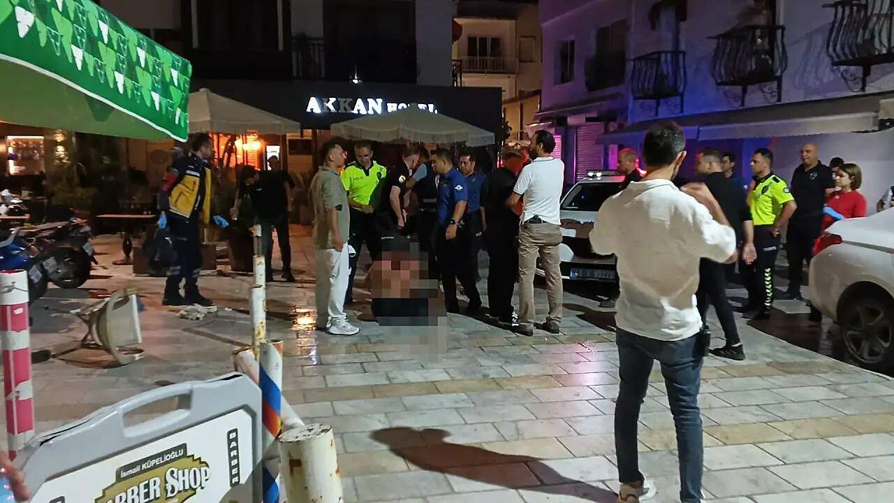 Muğla'da Bıçaklı Kavga , Polis 5 Şüpheliyi Gözaltına Aldı