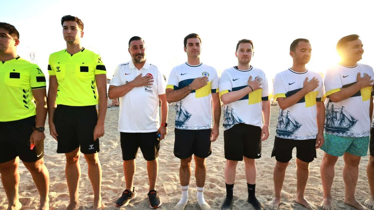 Bodrum'da 1.⁠ ⁠Günbatımı Plaj Futbol Şenliği Sona Erdi