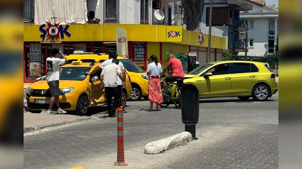 Muğla’da Maddi Hasarlı Kaza: Otogar Bölgesinde Trafik Aksadı