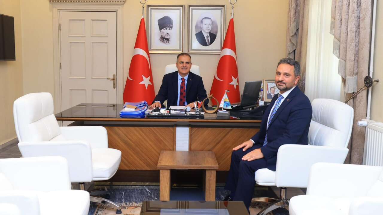 Muğla Aile ve Sosyal Hizmetler İl Müdürü Mahmut Selçuk'tan Vali İdris Akbıyık'a Ziyaret
