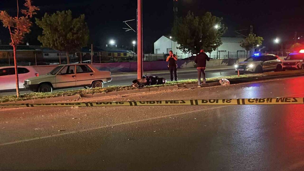 Motosiklet Kazasında Ağır Yaralanan 19 Yaşındaki Genç Hayatını Kaybetti