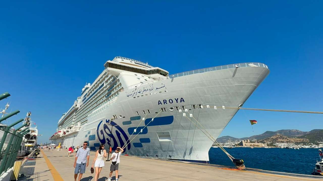 Bodrum'a Dünyaca Ünlü Keşif Gemisi National Geographic Orion Demir Attı: 85 Amerikalı VIP Yolcu ile Geldi