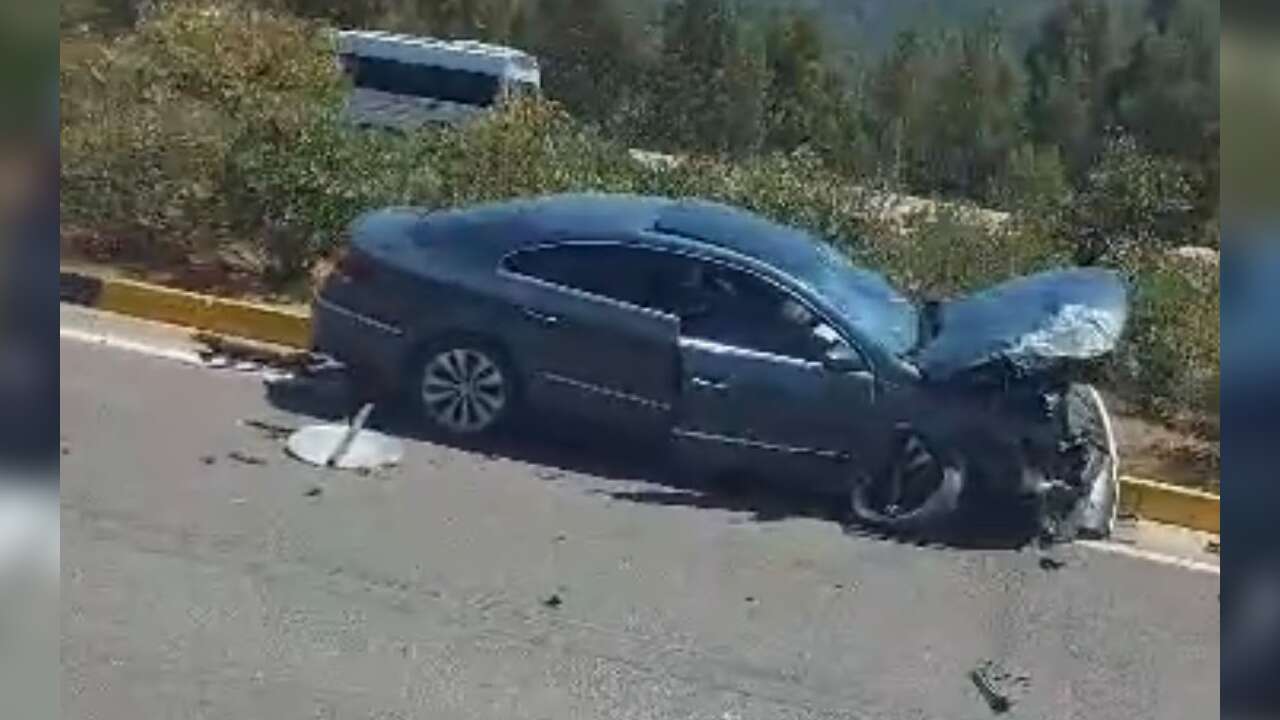 Seydikemer-Fethiye Yolunda İki Otomobil Çarpıştı: 4 Yaralı