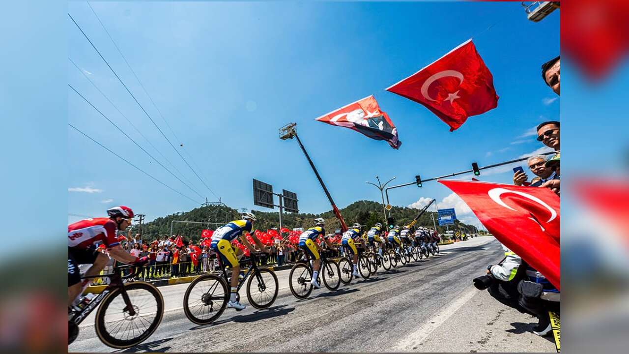 Muğla'da 15 Temmuz Bisiklet Yarışı Nedeniyle Hangi Yollar Kapanacak? İşte Trafiğe Kapatılacak Güzergâhlar