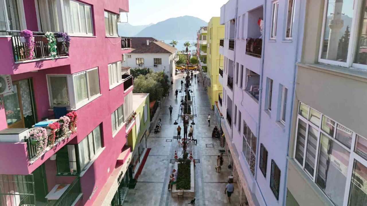 Marmaris Çarşısı Dönüşümü Muğla Büyükşehir'e Model Oldu