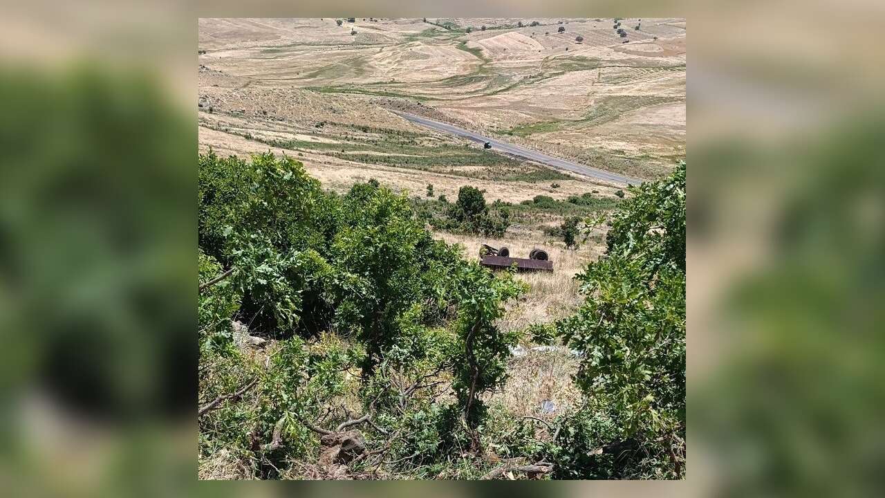Pikniğe Gidenleri Taşıyan Aracın Römorku Uçuruma Yuvarlandı: 1 Ölü, 23 Yaralı