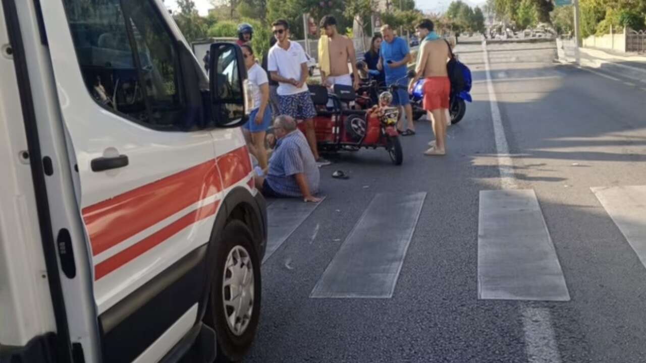 Muğla’da Yaya Geçidindeki Manevra Kazayla Sonuçlandı: 2 Yaralı