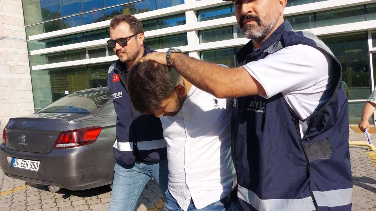 Akrabasını Araçla İki Kez Ezerek *ldürdü