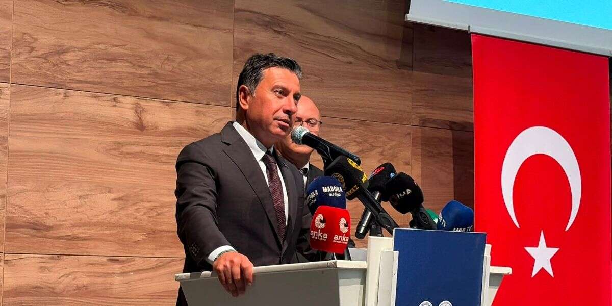 Aras'tan Sandras Suyu Müjdesi: "40 Kilometrelik Hattı Devralıp Menteşe'ye 70 Litre/Saniye Su Getireceğiz"
