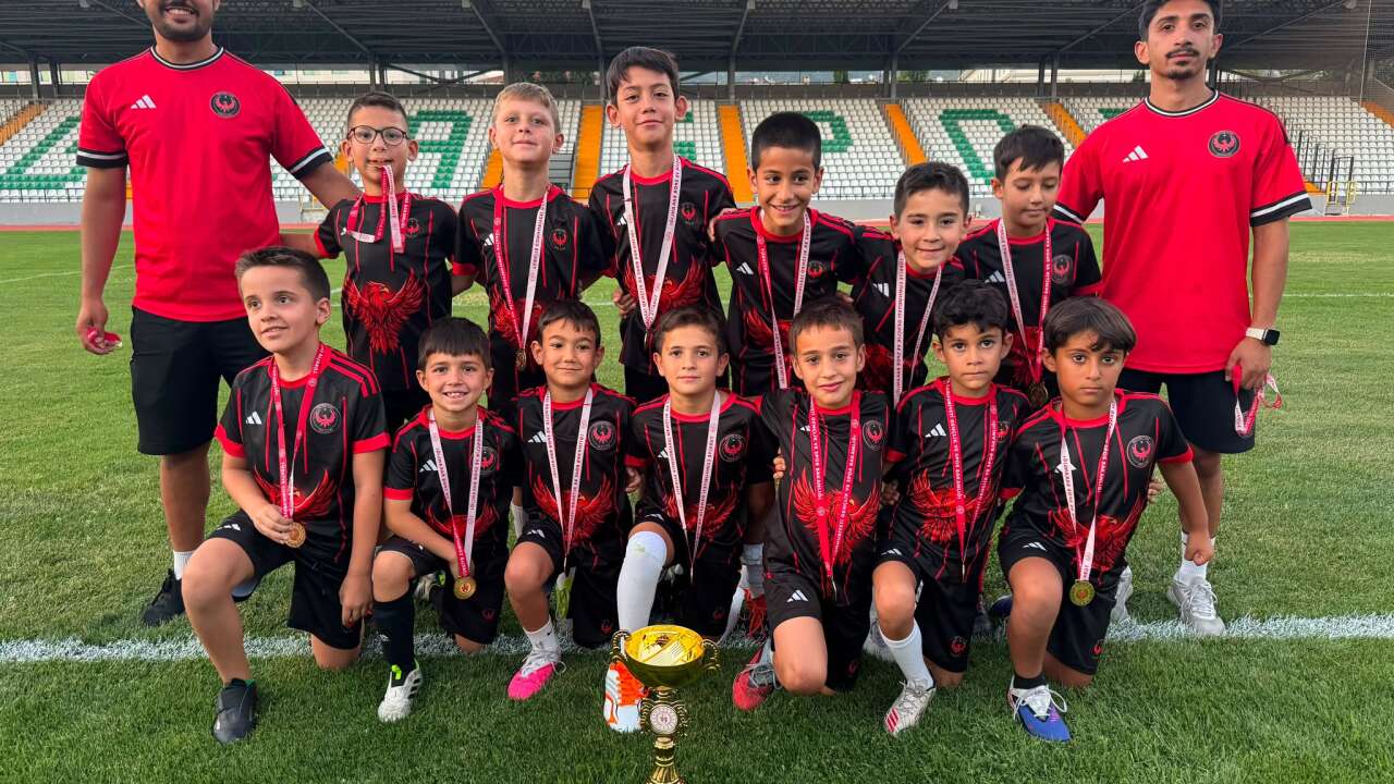 Demircioğlu Menteşe Yıldızspor, 15 Temmuz U-10 Futbol Turnuvası'nın Şampiyonu Oldu